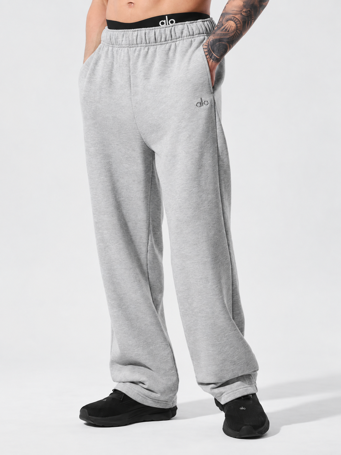 ALO Accolade Straight Leg Sweatpant – Grey