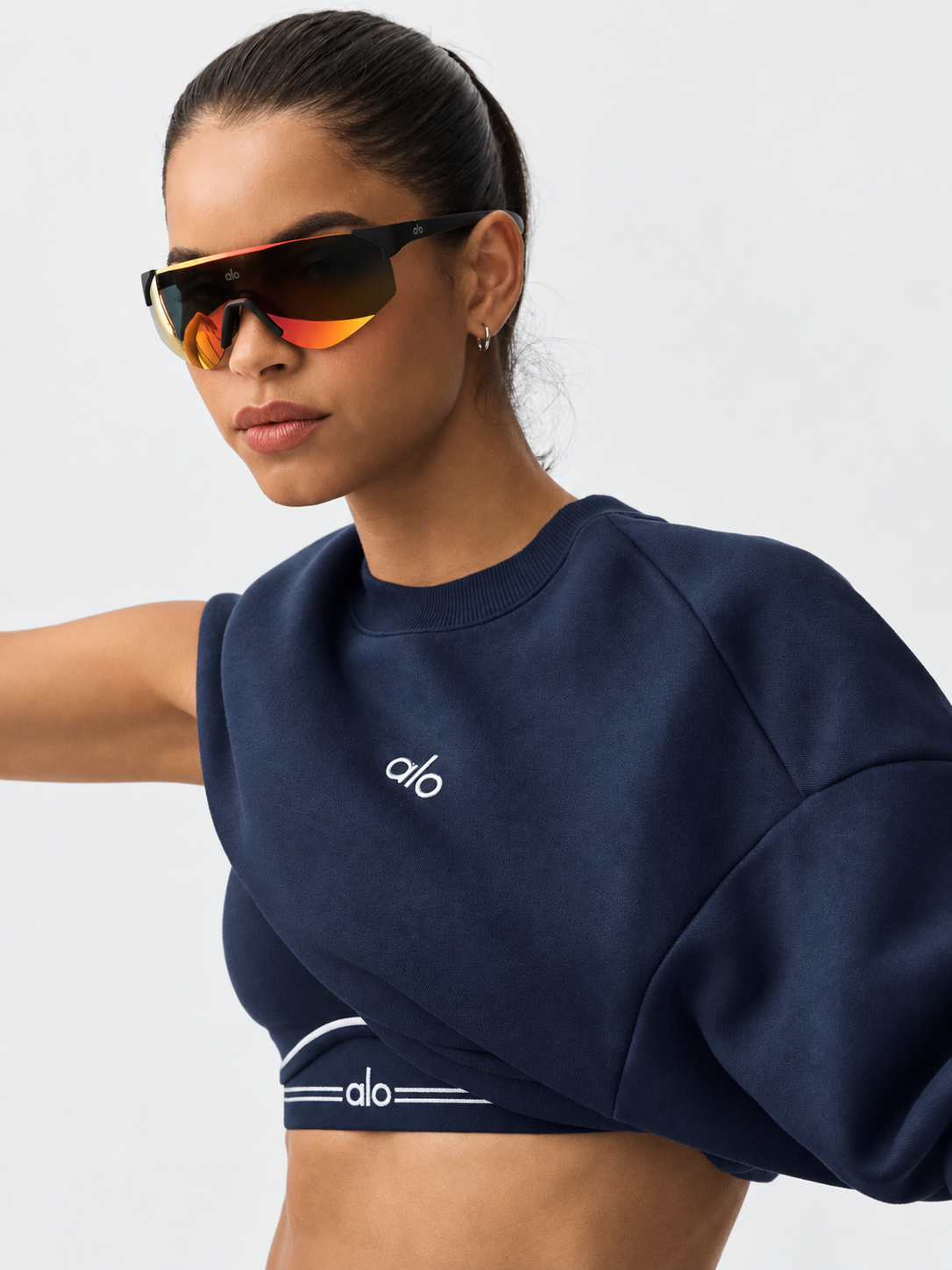 ALO Accolade Crew Neck Pullover – Navy