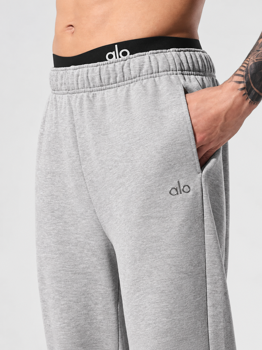 ALO Accolade Straight Leg Sweatpant – Grey