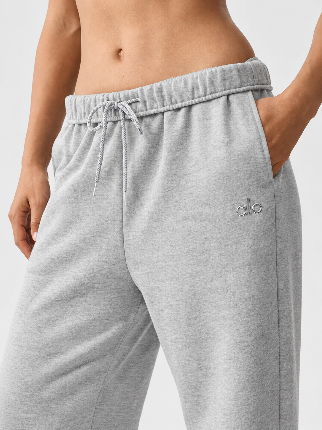 ALO Accolade Straight Leg Sweatpant – Grey