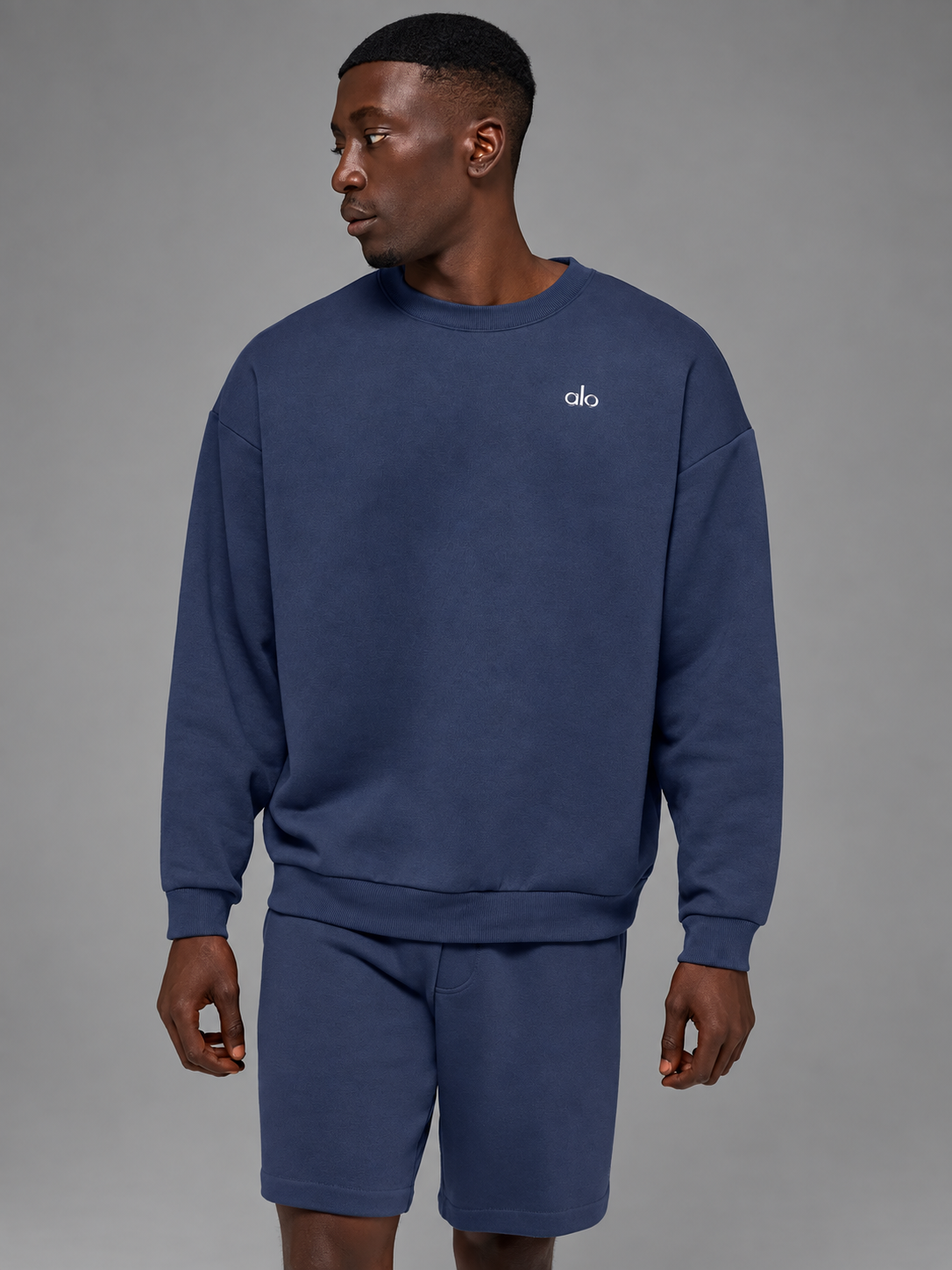 ALO Accolade Crew Neck Pullover – Navy