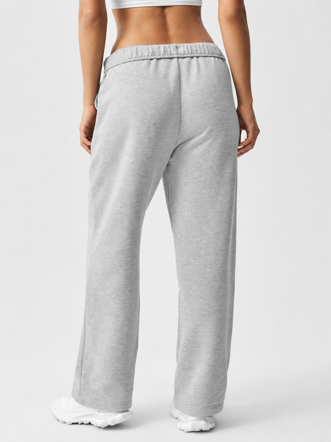 ALO Accolade Straight Leg Sweatpant – Grey
