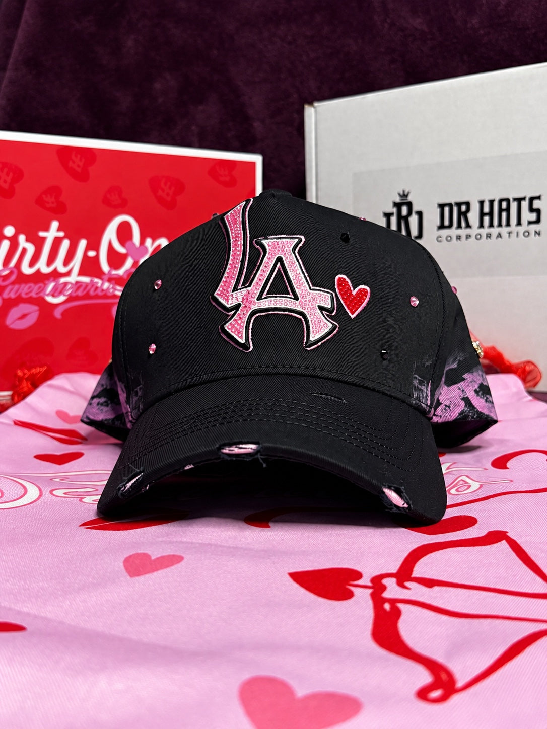 LA XOXO LOVE FULL SET — 31 HATS