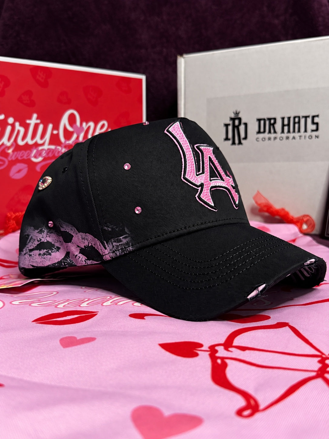 LA XOXO LOVE FULL SET — 31 HATS