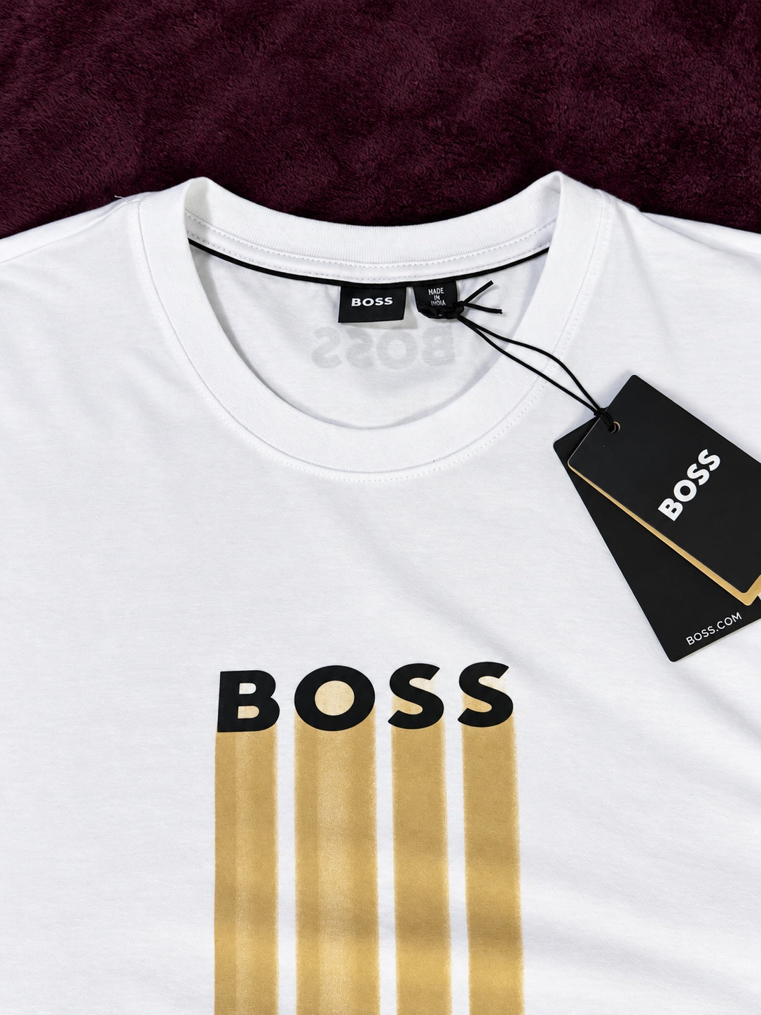 BOSS Blanca Franjas Doradas