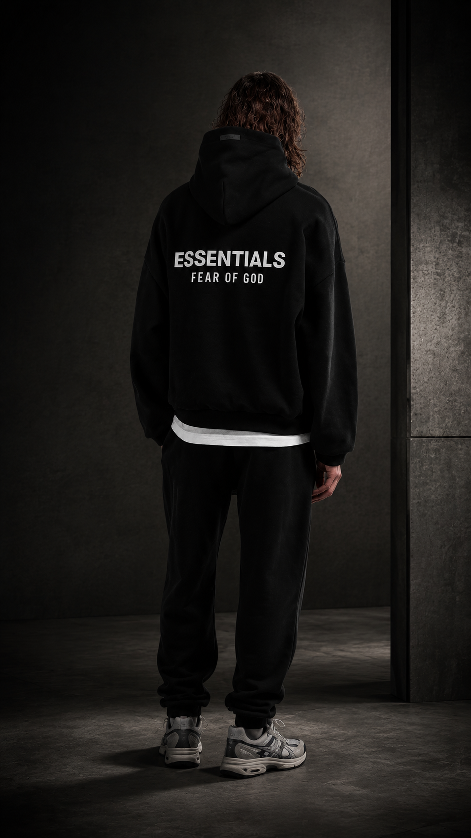ESSENTIALS HOODIE — BLACK SS24