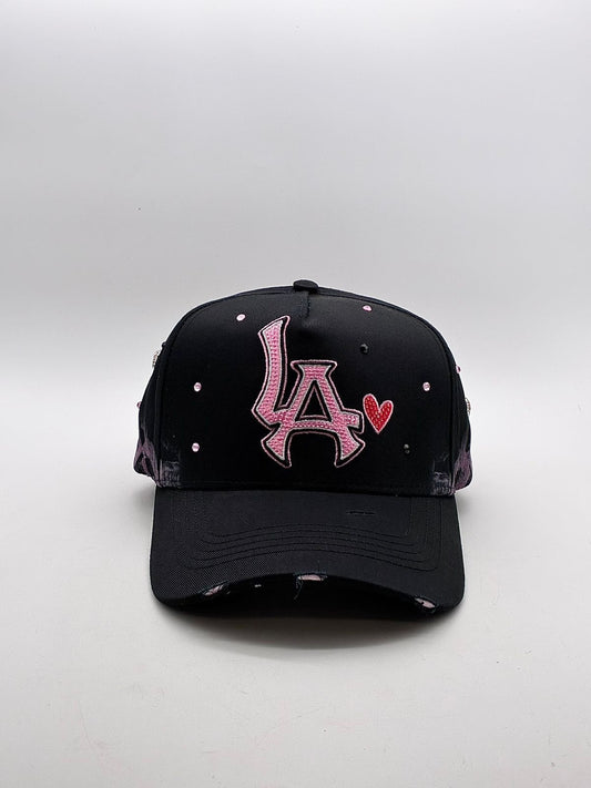 LA XOXO LOVE  31 HATS